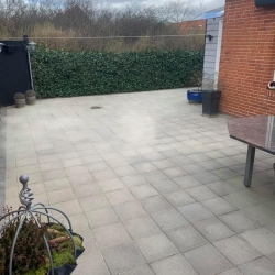 flisebelægning af terrasse